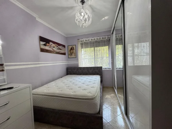 Tirane, jepet me qera apartament 1+1 Kati 2, 53 m² 500 € 