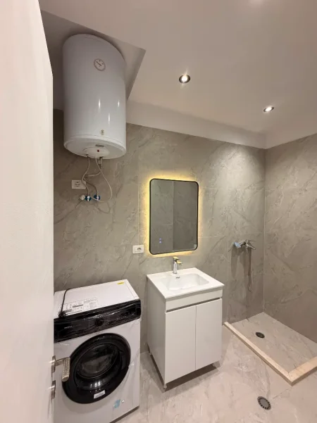 Tirane, shes apartament 1+1+Ballkon , 60 m² 158.000 € 