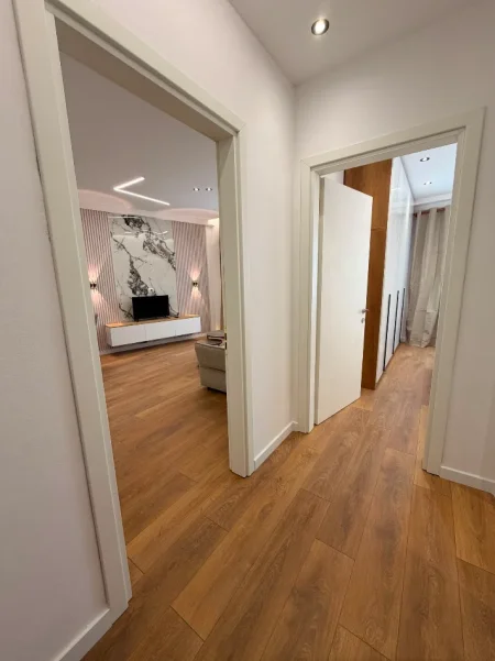 Tirane, shes apartament 1+1+Ballkon , 60 m² 158.000 € 