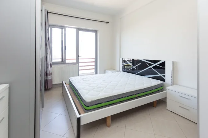 Tirane, jepet me qera apartament 2+1+Aneks+Ballkon Kati 6, 600 € (rruga teodor keko)