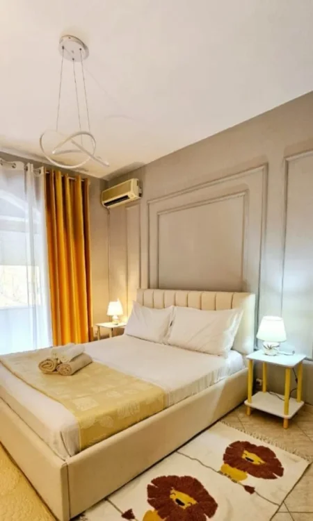Tirane, jepet me qera apartament 1+1 Kati 4, 70 m² 600 € (Prane Vodafone)