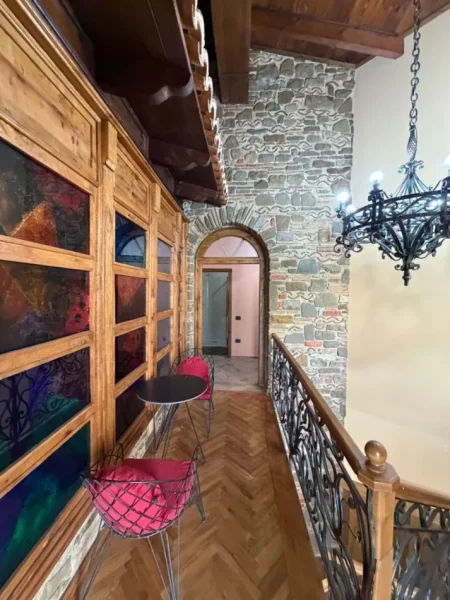 Tirane, shitet truall , 852 m² (Ndroq)