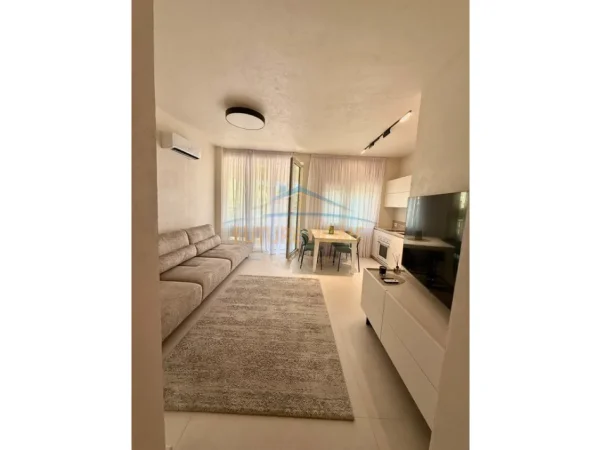 Durres, shitet apartament 1+1+Ballkon Kati 0, 220.000 € 