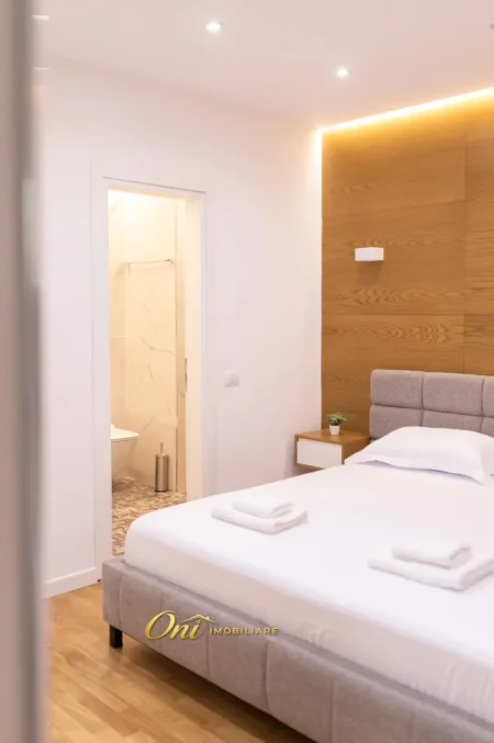 Tirane, shitet apartament 2+1 Kati 2, 105 m² 260.000 € (ZOGU I ZI)
