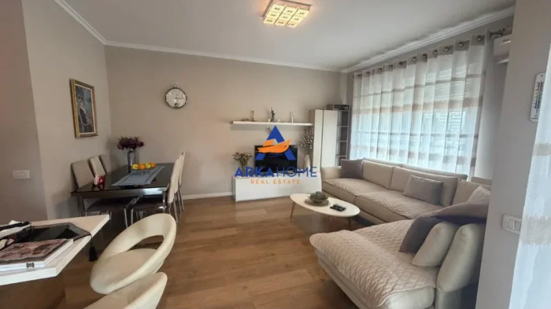 Tirane, shitet apartament 2+1+Ballkon Kati 1, 158 m² 445.000 € 