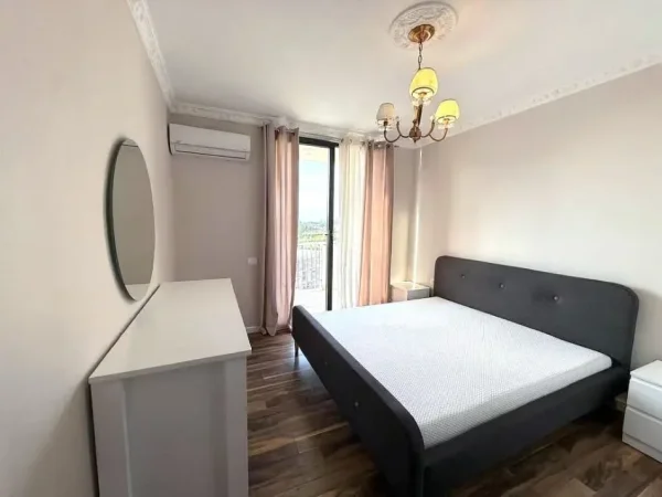 Tirane, shitet apartament 2+1 Kati 2, 124 m² 299.998 € (Liqeni Thate, prane Spitalit te Kafsheve)