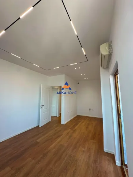 Tirane, shitet apartament 1+1+Ballkon Kati 5, 55 m² 143.000 € 