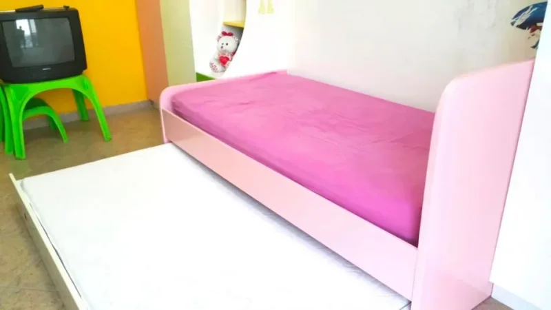 Tirane, shitet apartament 2+1 Kati 5, 100 m² 240.000 € (ministria jashtme)
