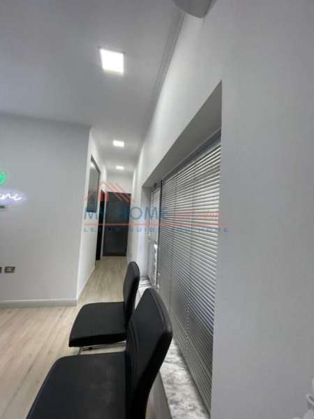 Tirane, shitet zyre Kati 0, 32 m² 96.000 Euro (Shitet Njesi Biznesi Te Selvia 32m2 Tirane)