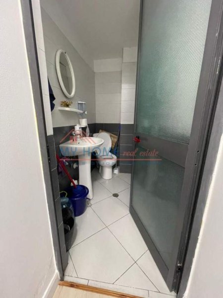 Tirane, shitet zyre Kati 0, 32 m² 96.000 Euro (Shitet Njesi Biznesi Te Selvia 32m2 Tirane)