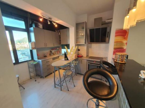 Tirane, jepet me qera apartament 3+1 Kati 4, 170 m² 700 Euro (KOMUNA E PARISIT)