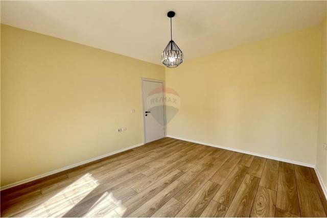 Tirane, shitet apartament 2+1+BLK Kati 4, 90 m² 175.000 Euro (Rruga "Myslym Shyri")