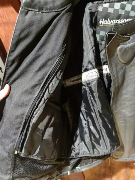 Durres, shes Xhup Sportiv Suedez Halvarssons oferte 160 Euro