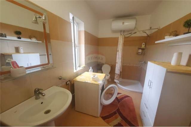 Tirane, jepet me qera apartament 2+1+A+BLK Kati 2, 100 m² 500 Leke (21 dhjetori)