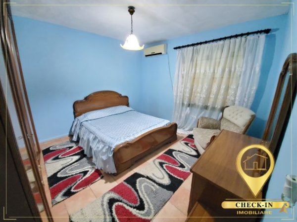 Tirane, jepet me qera shtepi 1 Katshe Kati 0, 90 m² 300 Euro (Rruga Bardhyl)