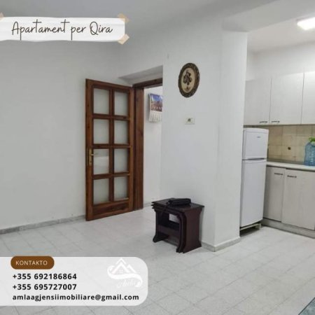 Tirane, jepet me qera apartament Kati 1, 300 Leke (Tek Ura Vasil Shanto)