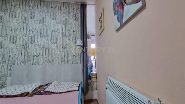 Tirane, shes apartament 1+1 Kati 5, 62 m² 93.600 Euro (Medreseja)