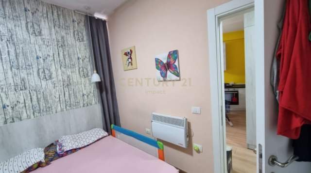 Tirane, shes apartament 1+1 Kati 5, 62 m² 93.600 Euro (Medreseja)