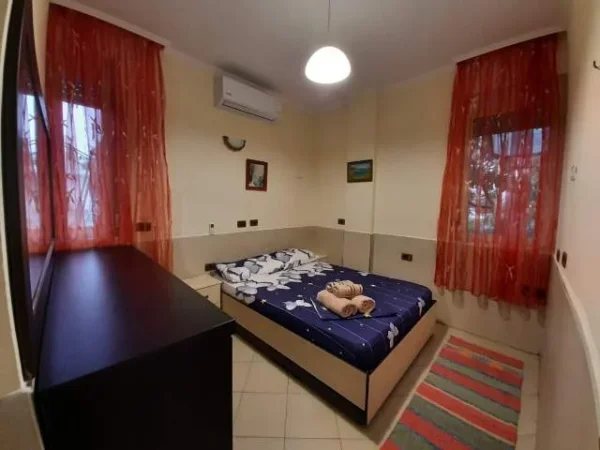 Tirane, jepet me qera apartament Kati 2, 35 m² 410 Euro (Bulevardi i Ri)