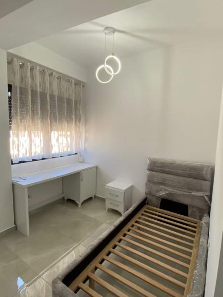 Tirane, jepet me qera apartament Kati 8, 75 m² 600 Euro (Astir)