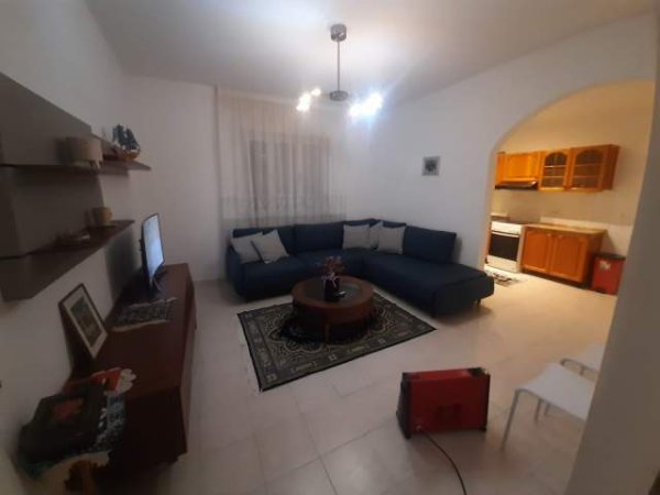 Tirane, jepet me qera apartament 2+1+BLK Kati 4, 110 m² 500 Euro