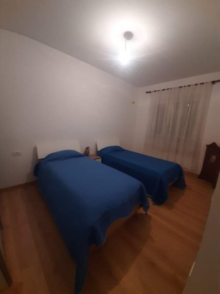 Tirane, jepet me qera apartament 2+1+BLK Kati 4, 110 m² 500 Euro