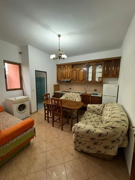 Tirane, jepet me qera apartament Kati 3, 70 m² 35.000 Leke (Don Bosko)