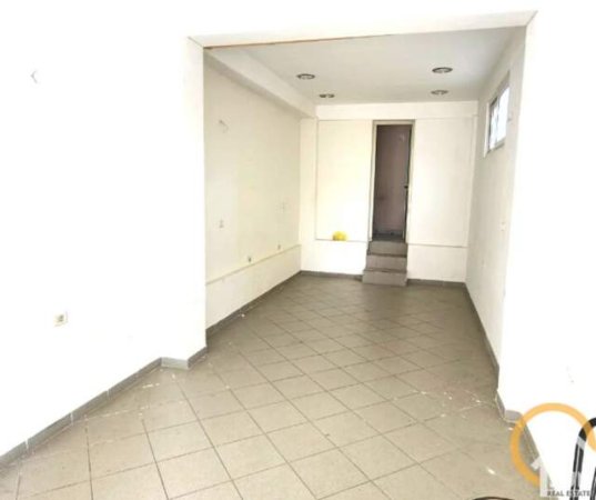 Shkoder, shitet ambjent biznesi Kati 0, 40 m² 80.000 Euro (BULEVARDI SKENDERBEU)