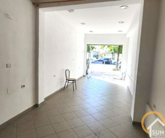 Shkoder, shitet ambjent biznesi Kati 0, 40 m² 80.000 Euro (BULEVARDI SKENDERBEU)