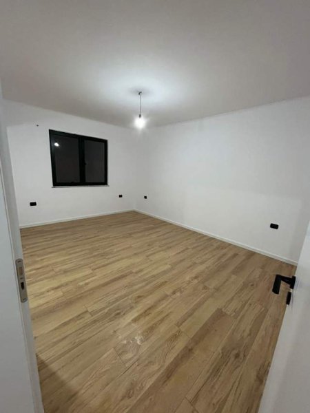 Tirane, shitet apartament 1+1 Kati 4, 58 m² 88.000 Euro (Ali Demi)