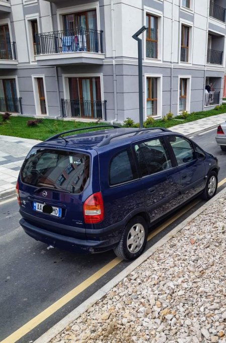 Kurbin, shes makine Opel Zafira Viti 2002, 270.000 Leke