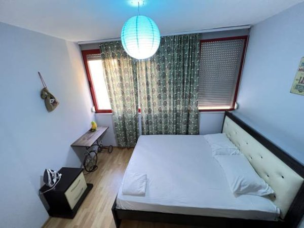 Plazh-Durres, jepet me qera apartament 1+1+A Kati 2, 51 m² 20 Euro