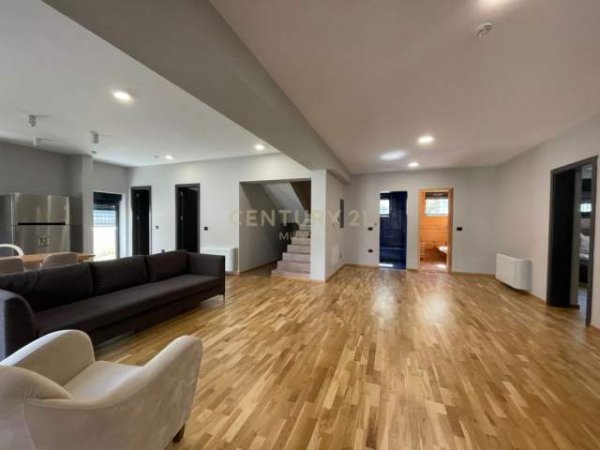 Tirane, jepet me qera apartament duplex 3+1+A+BLK Kati 0, 351 m² 2.500 Euro (Mjull Bathore)