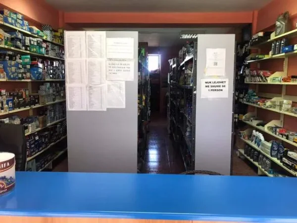 Tirane,  shitet biznesi Pjese kembimi per automojete dyqan Kati 2, 60 m² 12.000 Euro (Bulevardi gjergj fishta)