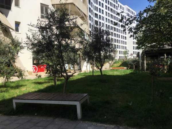 Tirane, jap me qera apartament 2+1+A+BLK Kati 0, 70 m² 400 Euro (Frosina Plaku/kompleksi Magnet)