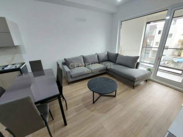 Tirane, jepet me qera apartament 2+1+A+BLK Kati 2, 82 m² 450 Euro (Jordan Misja)