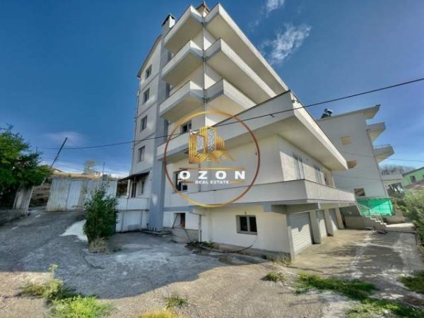 Tirane, jepet me qera ambjent biznesi Kati 1, 460 m² 3.000 Euro (Rruga Elbasanit)