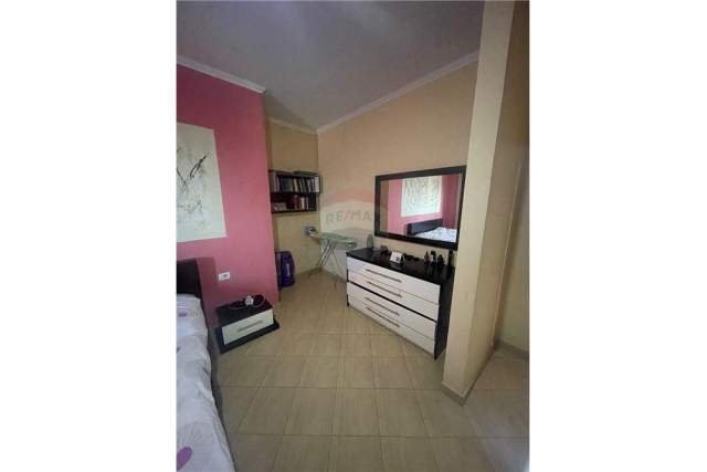 Tirane, shitet apartament 3+1 Kati 3, 121 m² 107.500 Euro (SHITET APARTAMENT 3+1 NE FRESK)