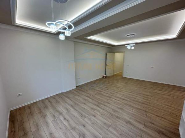 Tirane, shitet apartament 2+1 Kati 1, 109 m² 203.000 Euro (LIQENI I THATE)