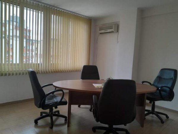 Tirane, jepet me qera apartament 3+1+BLK Kati 2, 134 m² 900 Euro (RRUGA TEFTA TASHKO PAZARI RI)