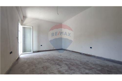 Tirane, shitet apartament Kati 2, 60 m² 7.375 Euro (Hasan Vogli)