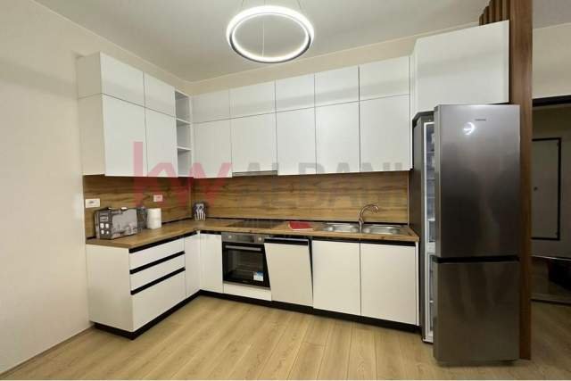 Tirane, jepet me qera apartament 2+1+A+BLK Kati 4, 115 m² 700 Euro (Rr. Don Bosko)