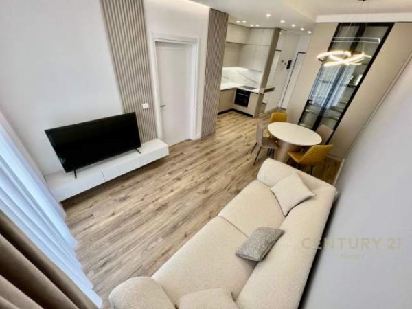 Tirane, jepet me qera apartament 1+1+BLK Kati 1, 60 m² 700 Euro (Park Life, Liqeni i Thatë)