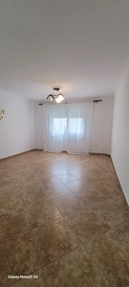 Tirane, shitet apartament 2+1+A+BLK Kati 3, 96 m² 121.000 Euro (5 Maji)