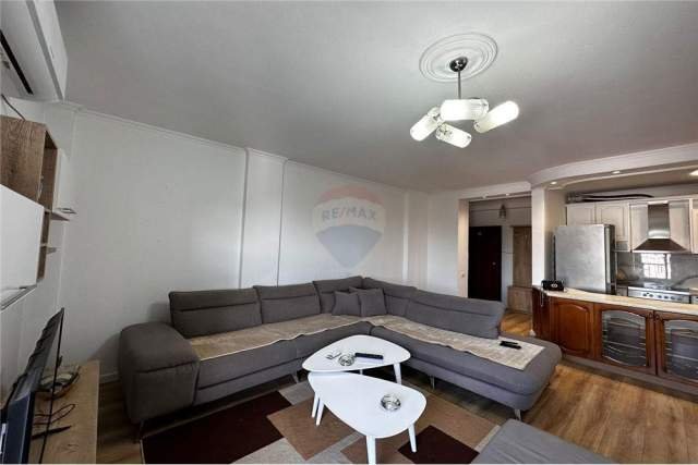 Shqiperi, jepet me qera apartament 3+1 104 m² 1.000 Euro (Rruga e Durresit)