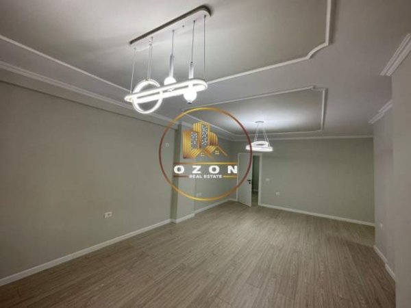 Tirane, shitet apartament 2+1 Kati 3, 113 m² 148.000  (Rruga "Pandi Cale" Tirana)