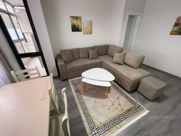 Tirane, jepet me qera apartament 1+1 Kati 6, 57 m² 600 Euro (Rruga e kavajes, Kompleksi Deliorgji, Kompleksi De)