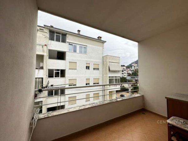 Tirane, shitet apartament 2+1+BLK 84 m² 90.000 Euro (Fresk, Fresku)