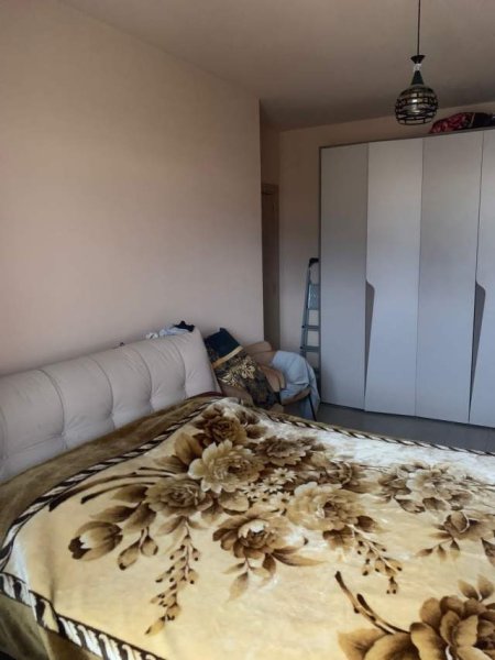 Tirane, jepet me qera apartament 1+1+BLK Kati 3, 60 m² 400 Euro ( RRUGA 5 MAJI )