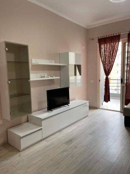 Tirane, jepet me qera apartament 1+1+BLK Kati 3, 60 m² 450 Euro (TEODOR KEKO)